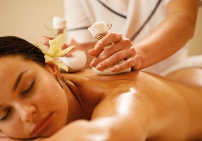 Terapia Exotică ce Îmbină Relaxarea cu Vindecarea