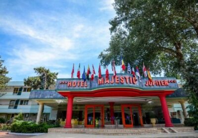 Spectacole de vară la Hotel Majestic Jupiter   Distracție, muzică și emoții pe litoral