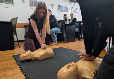 ASOCIAȚIA SUCCES A ORGANIZAT PE 15 NOIEMBRIE O SESIUNE INTENSIVĂ DE FORMARE: CURS DE PRIM AJUTOR ȘI CURS DE RECOLTARE PROBE BIOLOGICE