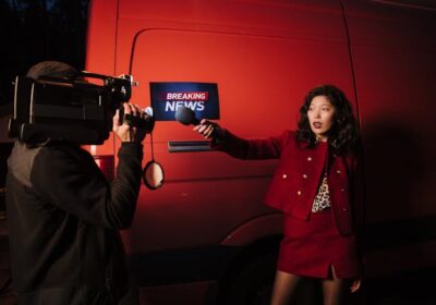 România digitală: cum se schimbă informarea, cumpărăturile și deciziile zilnice într-o lume dominată de conținut