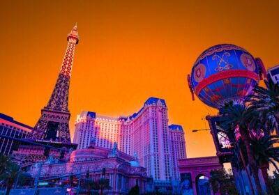 Cum să creezi tururi tematice care se vând rapid