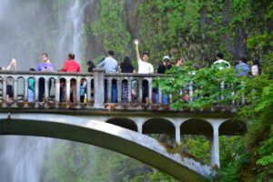 Photo tourist group offers