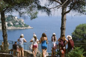 Photo tourist offers