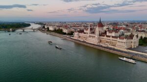 Photo cruise experience on the Danube