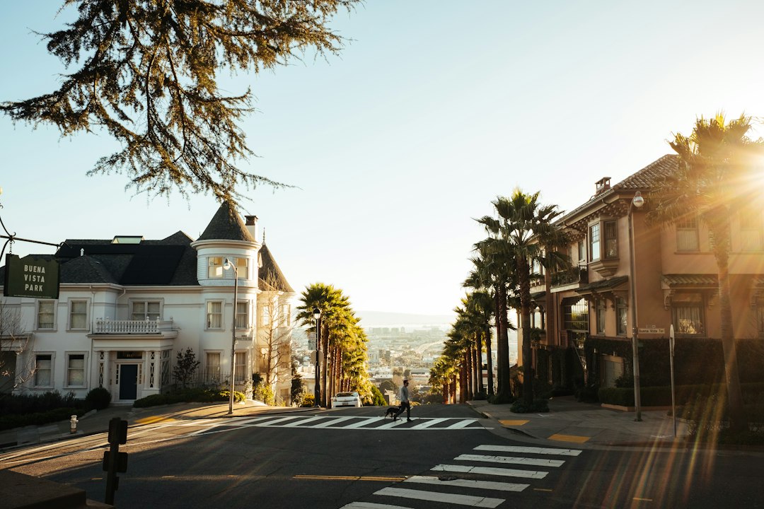 Photo safest countries for solo female travelers