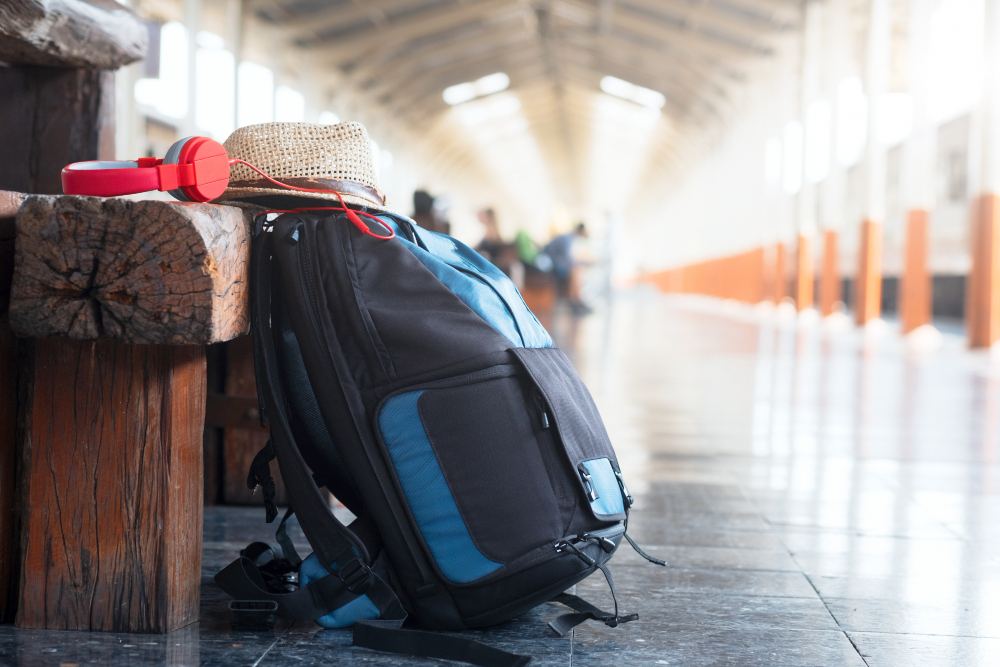 top_criterii_pentru_un_rucsac_avion_bun_dimensiune_buzunare_confort